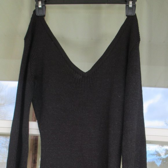 🤠💜$5ifbundle3 shimmery sequin accents top - Picture 8 of 10